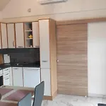 Daire Vadgalamb Apartmanhaz Lipót