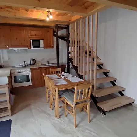 Διαμέρισμα Vadgalamb Apartmanhaz