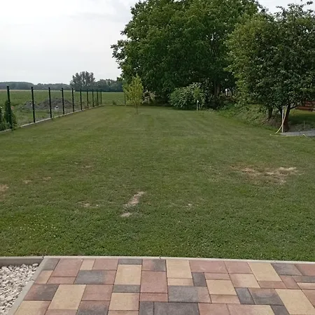 Διαμέρισμα Vadgalamb Apartmanhaz *
