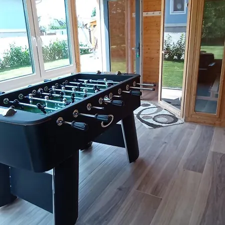 Vadgalamb Apartmanhaz Apartamento Lipót